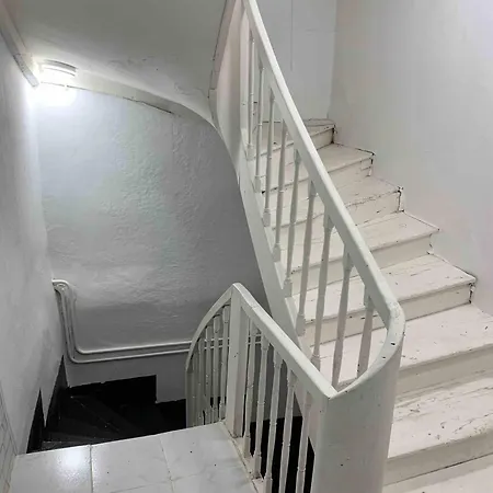 La Maison Des Artistes Lavelanet Buitenkant foto